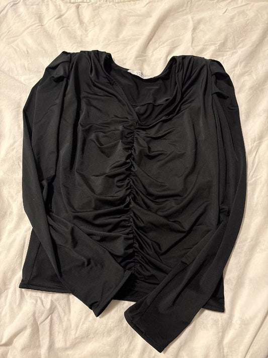Svört scrunch peysa