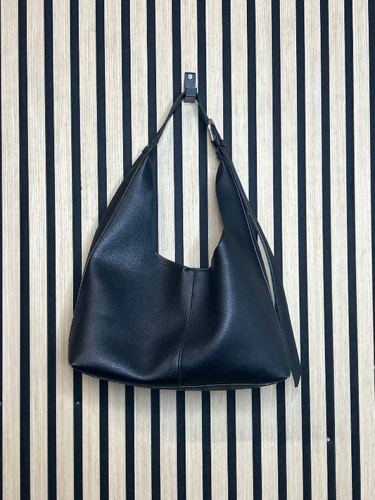 Gina tricot taska