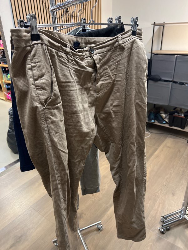 Boston khaki