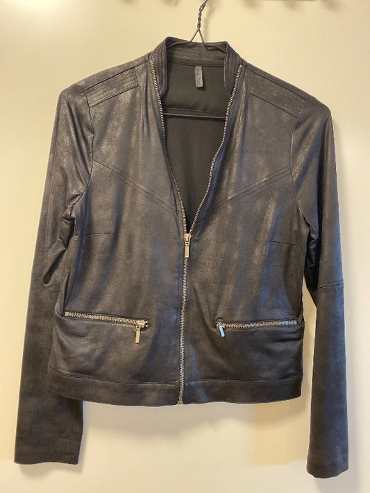 Svartur rendur jakki