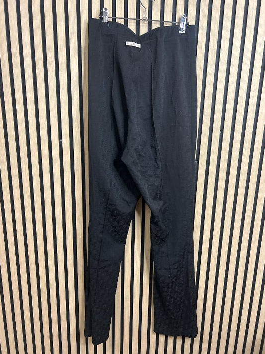 Saks potts svartar buxur