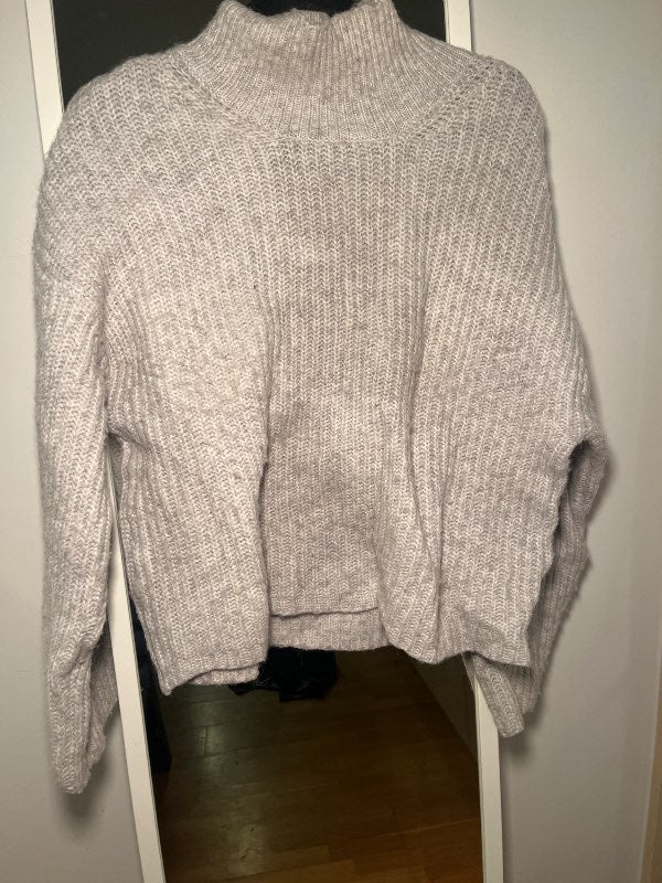 GinaTricot grá prjónapeysa