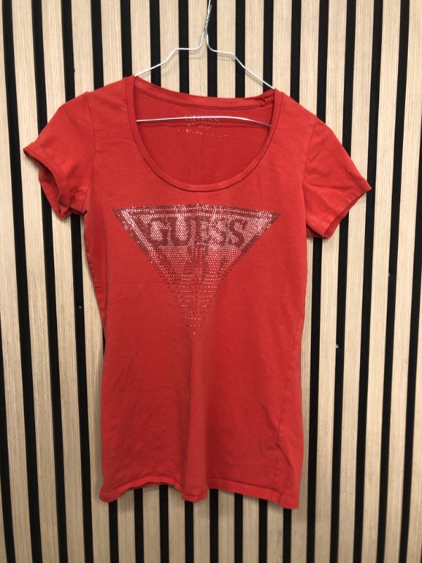 S- Guess bolur