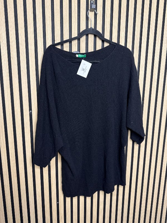 Benetton 100% wool long sleeve black