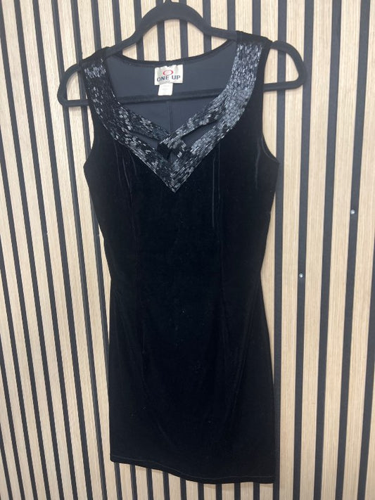 ONE UP kjóll svart