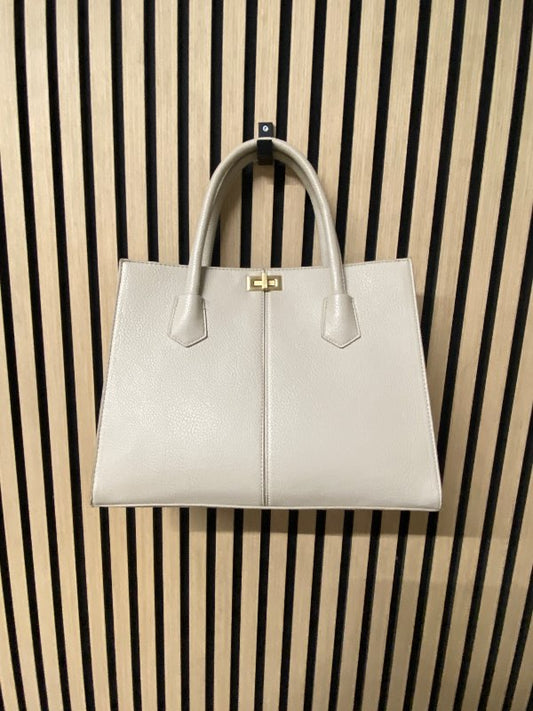 Gina tricot taska