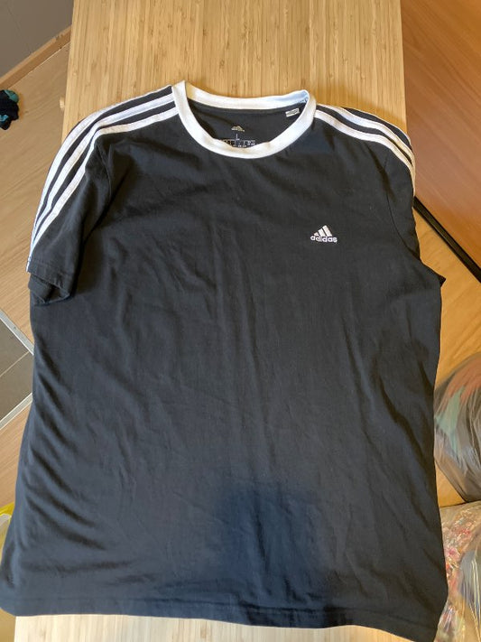 Adidas bolur
