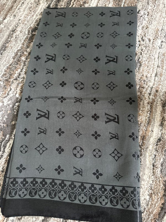 LV scarf grey