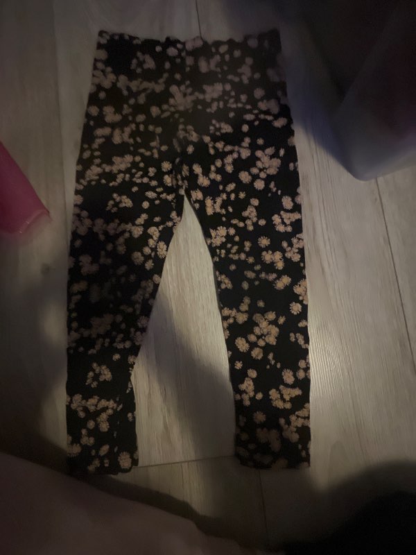 Svartar blóma leggings