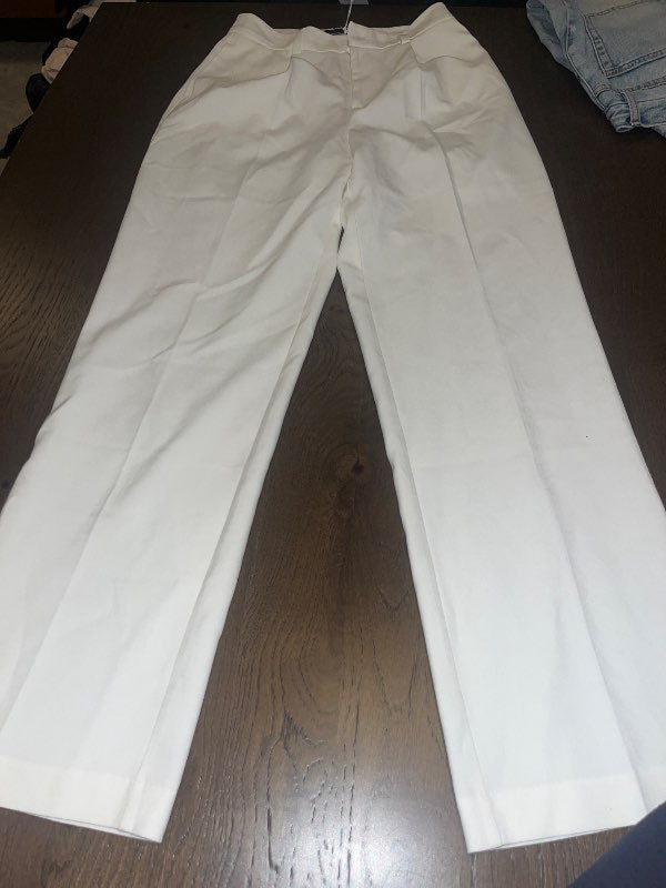 Ginatricot hvítar suit buxur