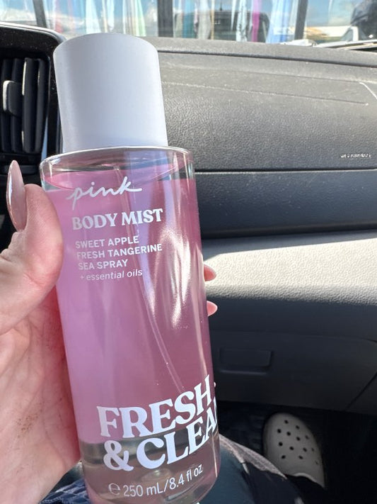 Pink sprey