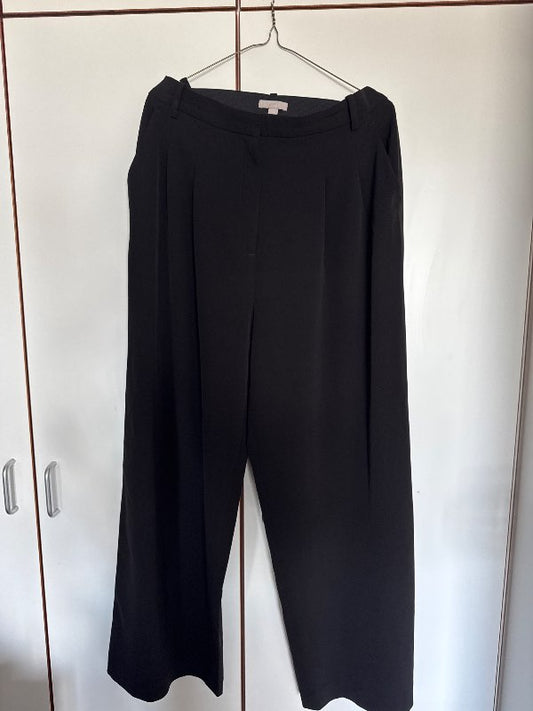 HM finarbuxur st 44