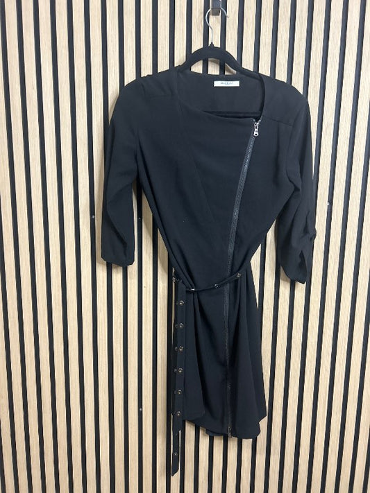 Marella svartur kjóll