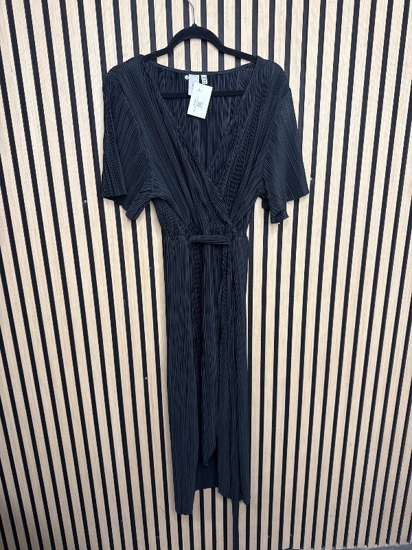 YAS black dress short sleeve