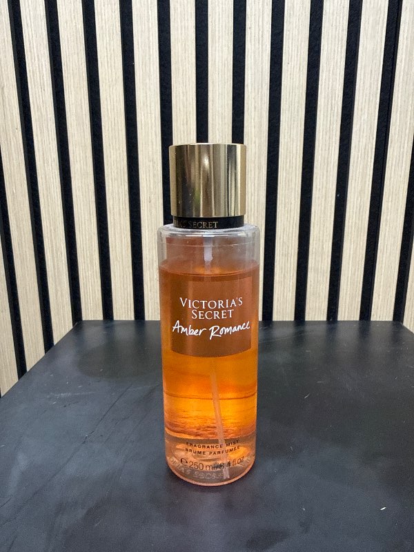 Victoria secret amber romance ilmvatn