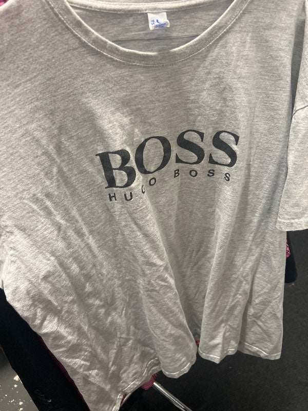 Boss stuttermabolur grár