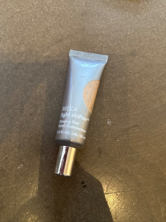 Becca light shifter