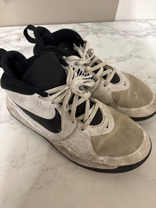 Nike skór