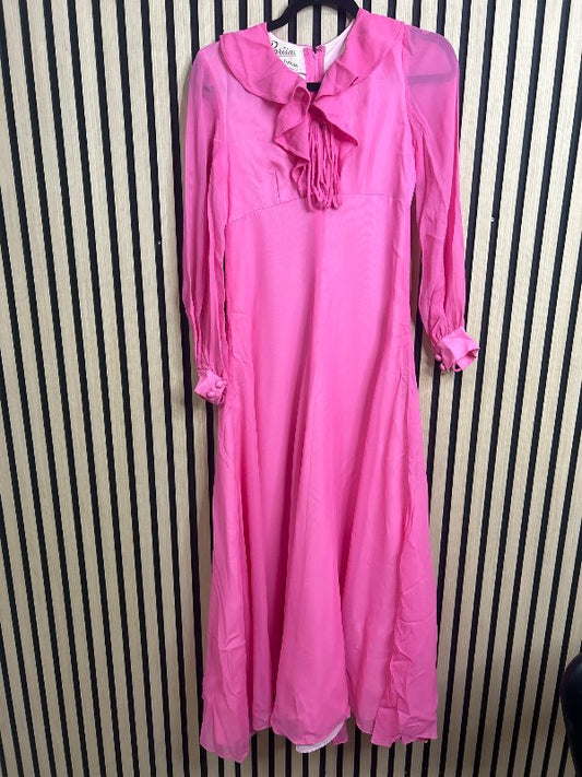 Parísar týskan bleikur kjóll