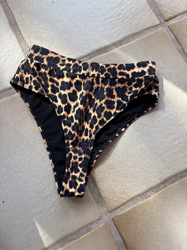 Leopard bikini buxur