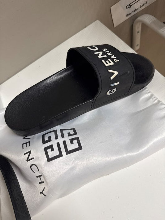 Givenchy slippers