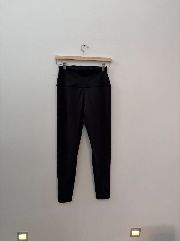Define The Line leggings