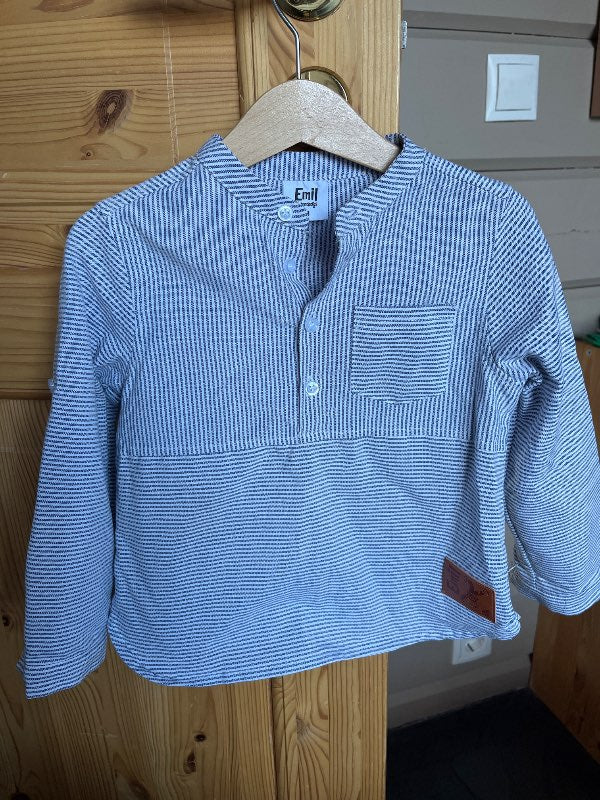 Röndótt fín strákaskyrta