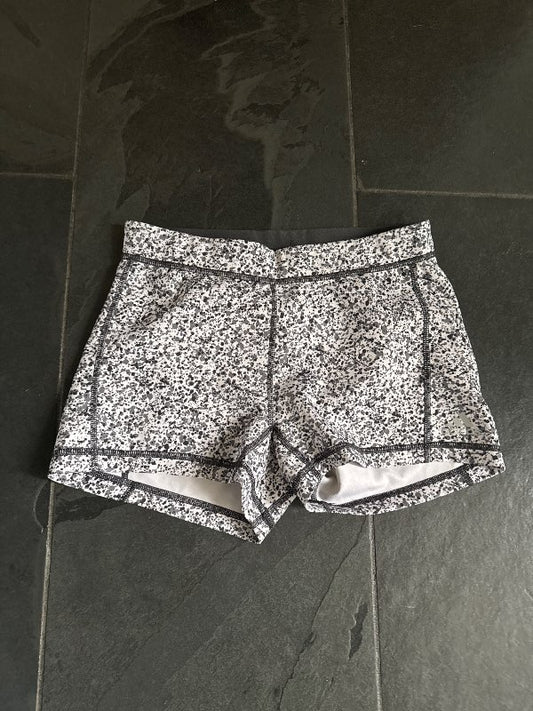 Adidas Stuttbuxur