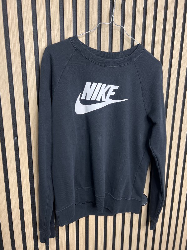 Nike peysa