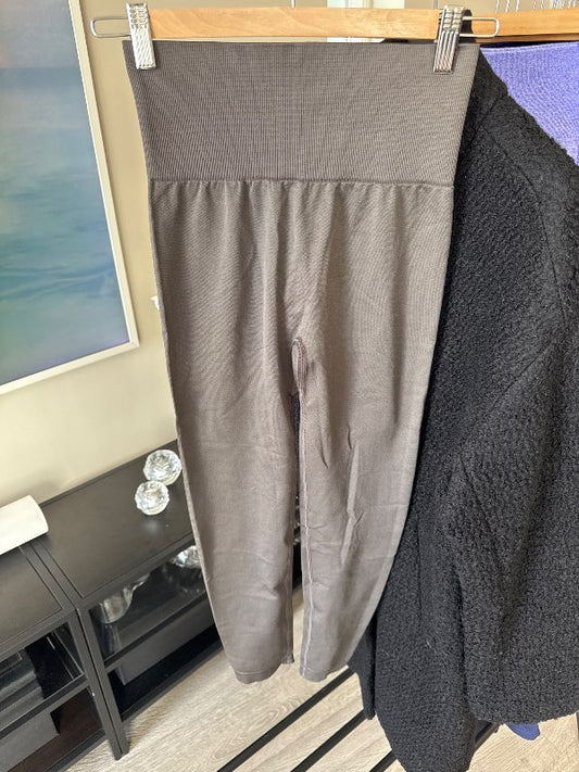 ÍÞR buxur gráar