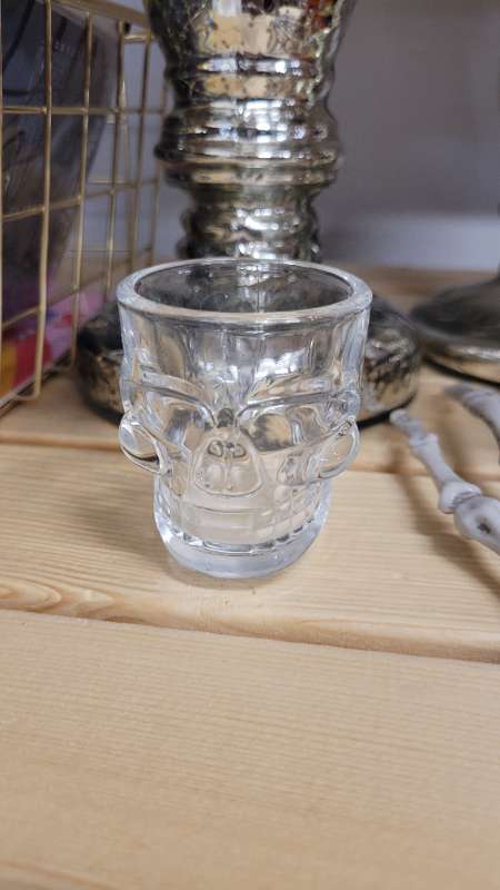 Hauskúpu shot glas