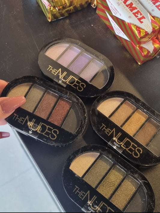 Nudes augnskuggar